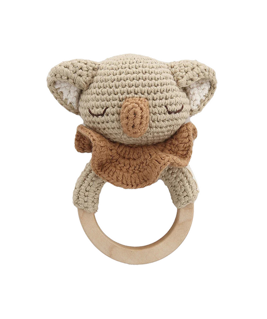 Kurtis der Koala Beissring mit Glöckchen – Beige/Karamell
