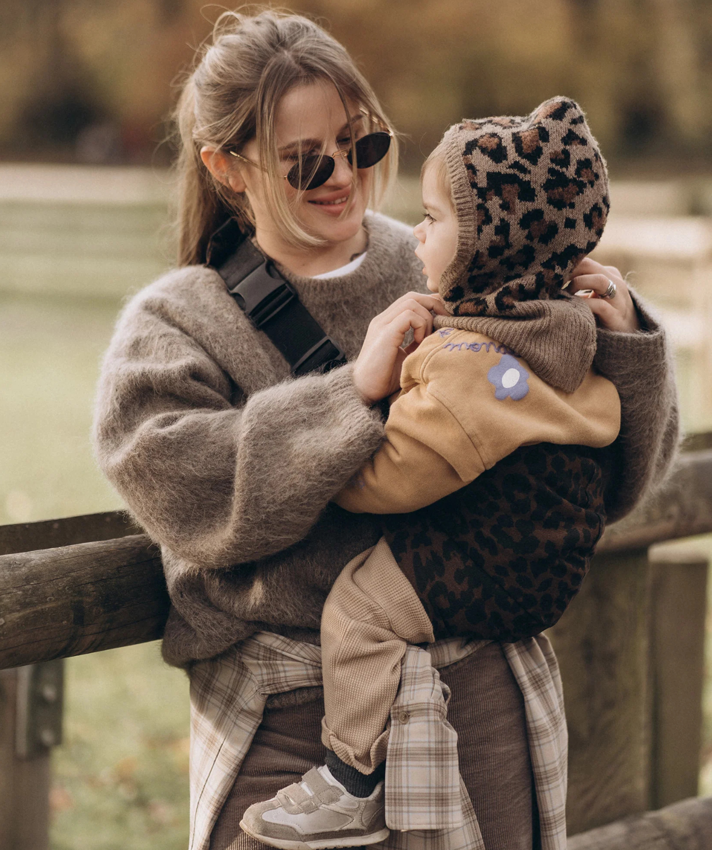 Kleinkindertrage - Brown Leopard