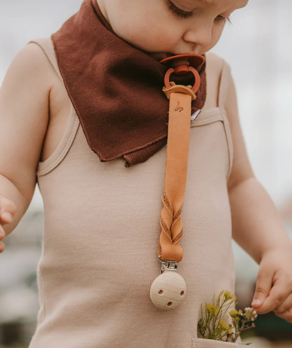 Bandana Bib 100% Merino Wool - Chocolate